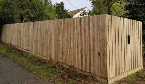 Paling Fence in Chadstone