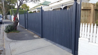 Feature Picket Fence in Hawthorn